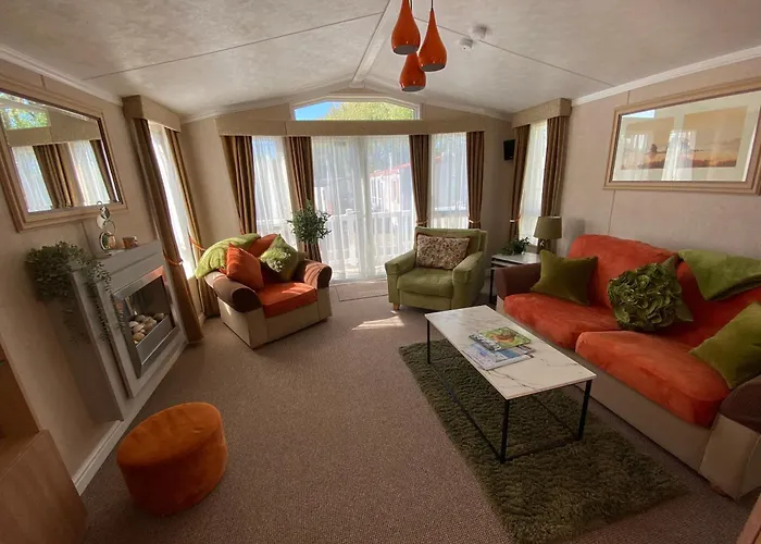 Red Squirrel Lodge